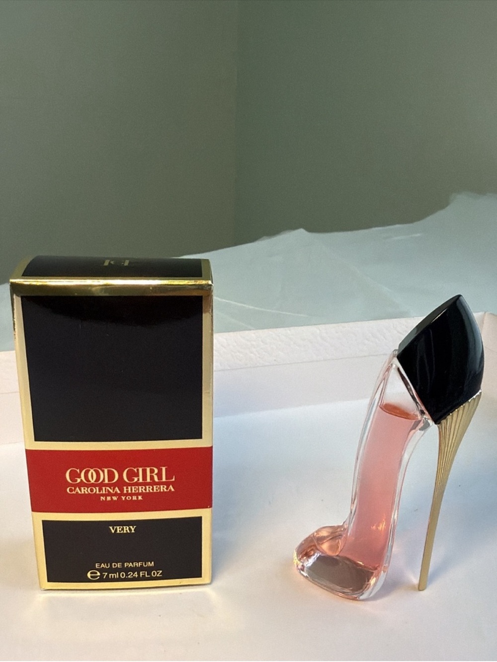 Carolina Herrera Good Girl
Perfumeee3
New/Unopened/authentic. Mini size 7ml.